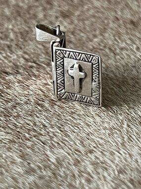 Vintage Sterling silver cross locket